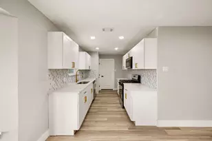 5832 Rosalyn Dr, Watauga, TX 76148 - Photo 6