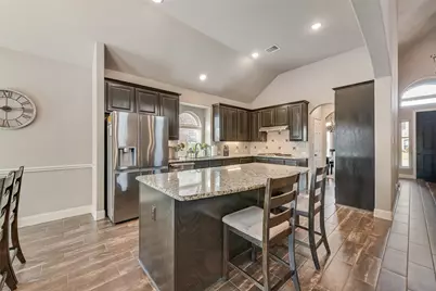 7156 Playa Imperial Lane, Grand Prairie, TX 75054 - Photo 10