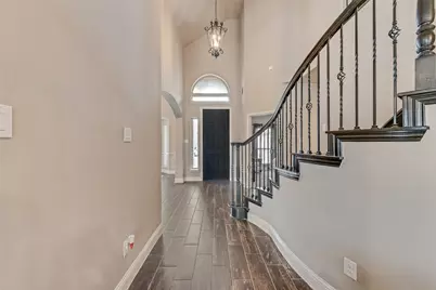 7156 Playa Imperial Lane, Grand Prairie, TX 75054 - Photo 4