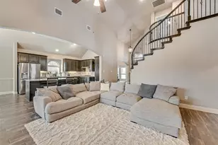 7156 Playa Imperial Ln, Grand Prairie, TX 75054 - Photo 12