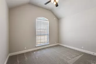 1606 De Berry Ln, Princeton, TX 75407 - Photo 16