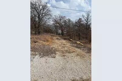 454 Ranchview, Bowie, TX 76230 - Photo 2