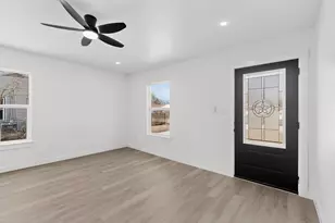 8650 Comer Dr, Dallas, TX 75217 - Photo 6