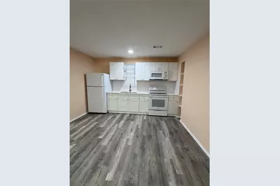 3827 Biglow Drive, Dallas, TX 75216 - Photo 2