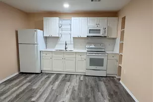 3827 Biglow Dr, Dallas, TX 75216 - Photo 2