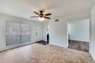 57 Coffee Tavern Rd, Bedford, TX 76022 - Photo 2