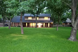 6003 Oakwood Ct, Granbury, TX 76049 - Photo 1