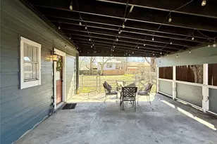 408 E Akard St, Weatherford, TX 76086 - Photo 8