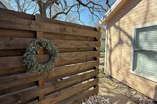 408 E Akard St, Weatherford, TX 76086 - Photo 4