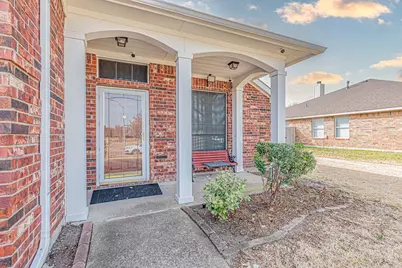 2812 Preston Creek, Mesquite, TX 75181 - Photo 4