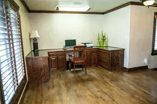 917 East St, Graham, TX 76450 - Photo 24