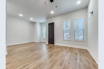 608 Aspen Valley Lane, Dallas, TX 75208 - Photo 4