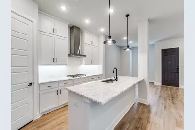 608 Aspen Valley Lane, Dallas, TX 75208 - Photo 12