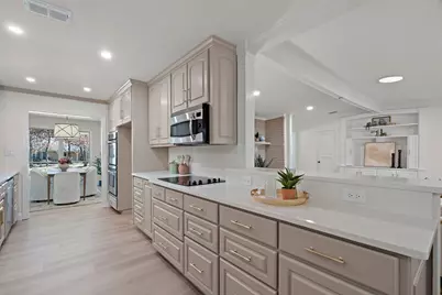 1306 Driftwood Drive, Euless, TX 76040 - Photo 16