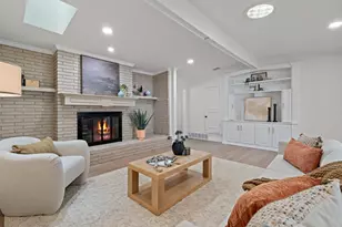 1306 Driftwood Dr, Euless, TX 76040 - Photo 12