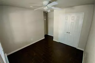 5213 Mirror Lake Dr, Haltom City, TX 76117 - Photo 8