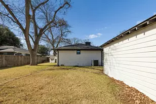 6858 Freemont St, Dallas, TX 75231 - Photo 28