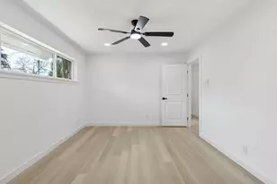 6858 Freemont St, Dallas, TX 75231 - Photo 18