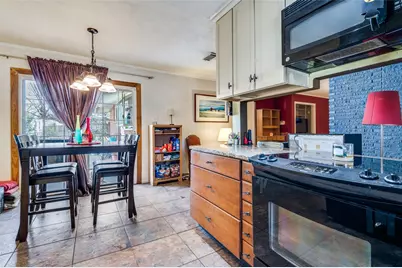 3722 Devonshire Court W, Irving, TX 75062 - Photo 6