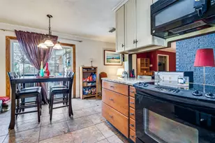 3722 Devonshire Ct W, Irving, TX 75062 - Photo 6