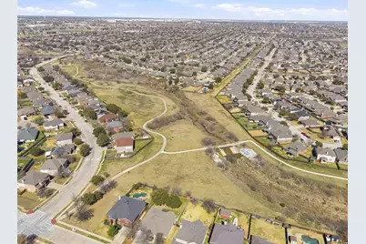 8933 Golden Sunset Trail, Fort Worth, TX 76244 - Photo 4