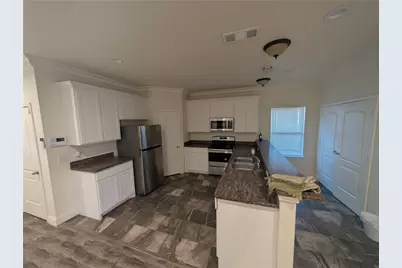 2550 Eugene Street, Dallas, TX 75215 - Photo 4