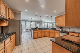 1029 Laurel Oak Dr, Flower Mound, TX 75028 - Photo 8