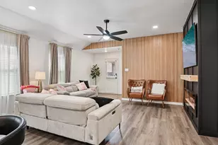 219 Chimney Rock Dr, Waxahachie, TX 75167 - Photo 4