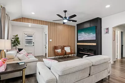 219 Chimney Rock Drive, Waxahachie, TX 75167 - Photo 2