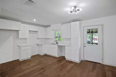 121 Circle Drive, Bogata, TX 75417 - Photo 4