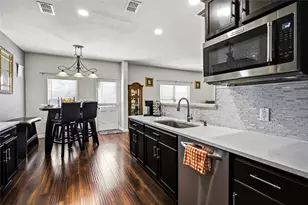 1332 Lucchese Ln, Dallas, TX 75253 - Photo 2