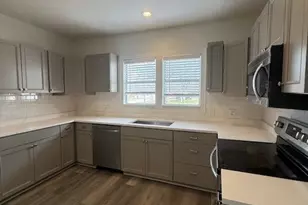 442 W McCart St, Krum, TX 76249 - Photo 8