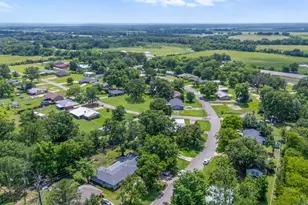 119 Circle Dr, Bogata, TX 75417 - Photo 14