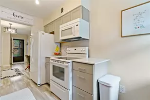 7707 Meadow Park Dr, Dallas, TX 75230 - Photo 8