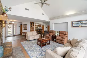 101 E Beverly Dr, Malakoff, TX 75148 - Photo 6