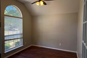 1329 Bent Tree Dr, Frisco, TX 75036 - Photo 2