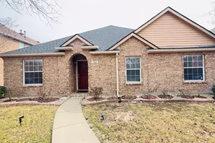 522 Binkley Ct, Mesquite, TX 75181 - Photo 2