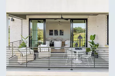 350 O Connor Ridge Boulevard #13, Irving, TX 75038 - Photo 10