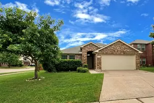 421 Goldstone Ln, Fort Worth, TX 76131 - Photo 16