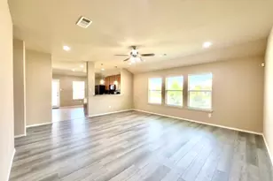 421 Goldstone Ln, Fort Worth, TX 76131 - Photo 6