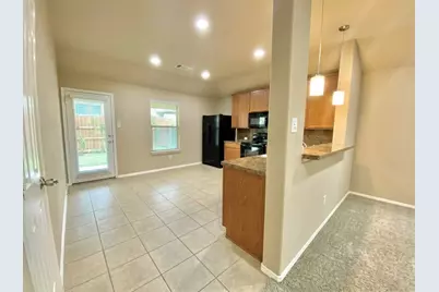 421 Goldstone Lane, Fort Worth, TX 76131 - Photo 6