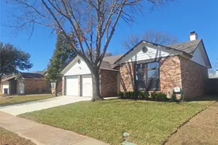219 Rodeo Dr, Keller, TX 76248 - Photo 2