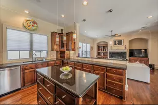 3827 Holland Ave, Dallas, TX 75219 - Photo 12