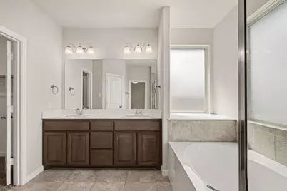 905 Falcon Road, Argyle, TX 76226 - Photo 12