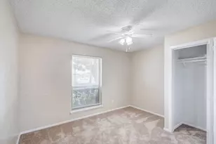 2101 Deerfield Dr, Carrollton, TX 75007 - Photo 16