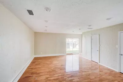 2101 Deerfield Drive, Carrollton, TX 75007 - Photo 12