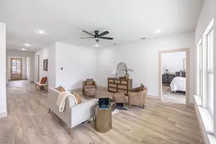 5100 Chapman St, Fort Worth, TX 76105 - Photo 8