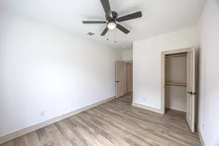 5100 Chapman St, Fort Worth, TX 76105 - Photo 18