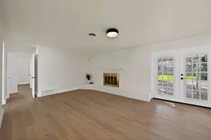 5404 Westcreek Dr, Fort Worth, TX 76133 - Photo 8