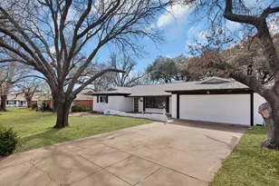 5404 Westcreek Dr, Fort Worth, TX 76133 - Photo 1